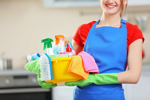 Thorough end of tenancy cleaning for a Swisscottage home or office