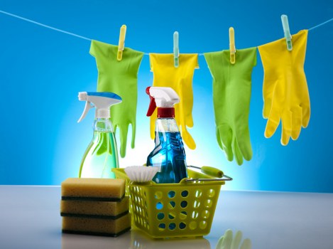 Deep cleaning of kitchen and bathroom areas in Swiss Cottage property